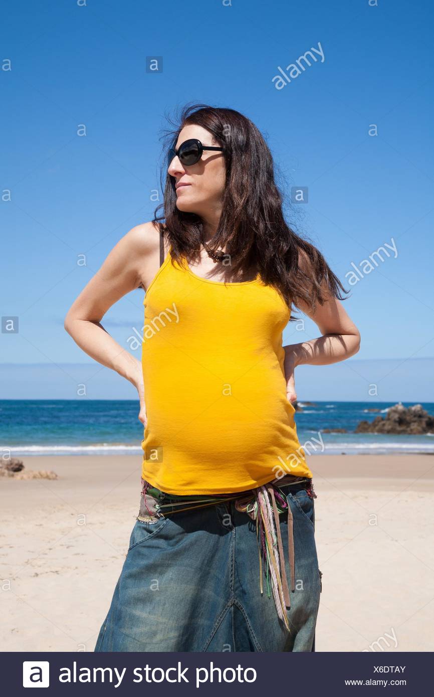 blue jeans and yellow shirt