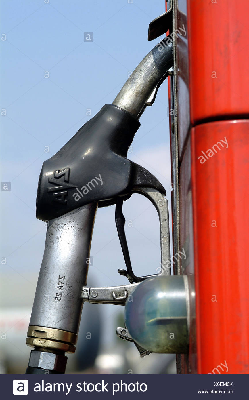 Crude Oil Pump Station High Resolution Stock Photography and Images Alamy