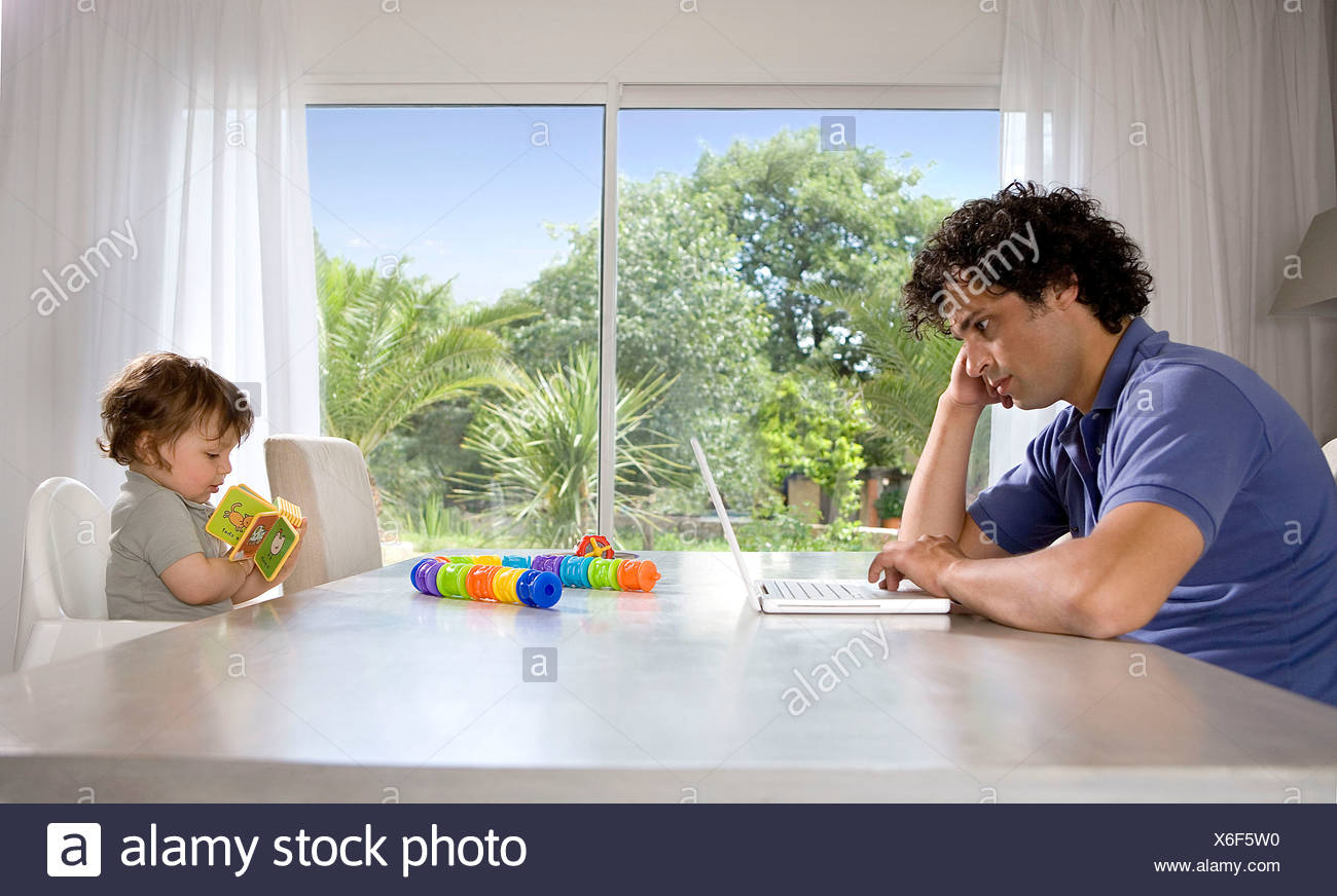 baby reading table