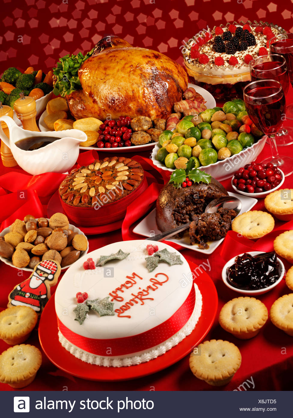 Roast Turkey Christmas Pudding High Resolution Stock Photography and ...