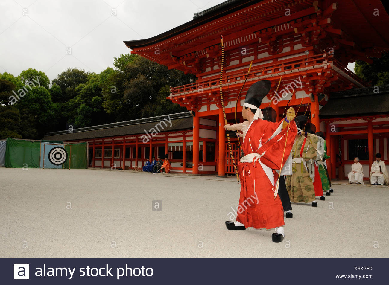 Shinto Shrine Ritual Stock Photos & Shinto Shrine Ritual Stock Images