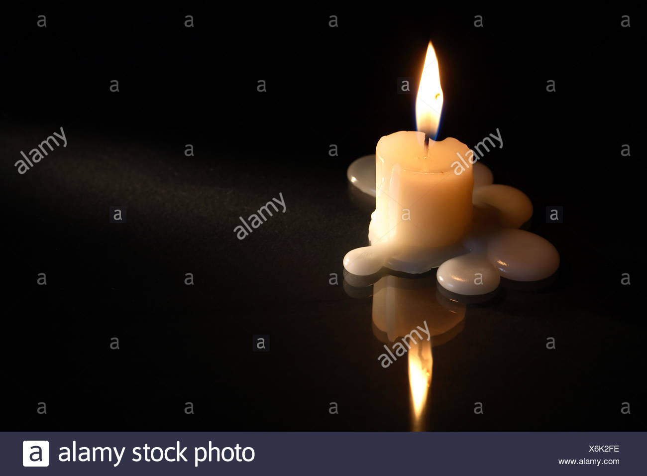 Sorrow Candle High Resolution Stock Photography and Images Alamy