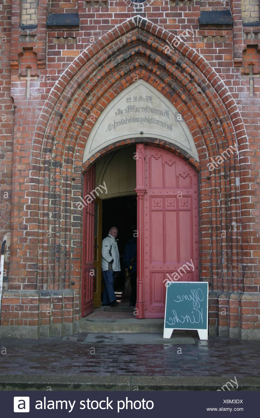 Church Goer Stock Photos Church Goer Stock Images Alamy