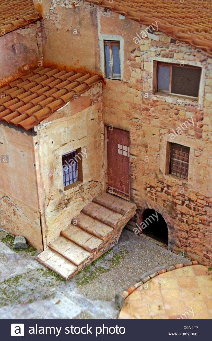 miniature farmhouse