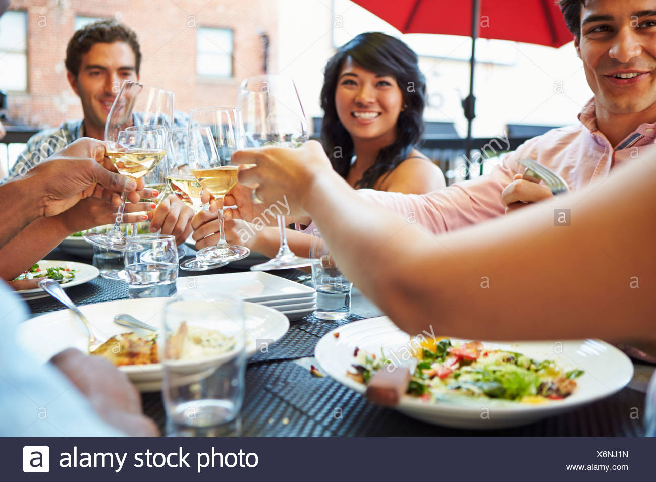 Group Of Friends Eating At A Chinese Restaurant High Resolution Stock  Photography and Images - Alamy