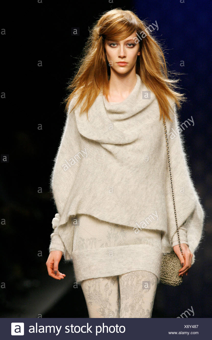 Anteprima Milan Ready To Wear Autumn Winter Knitted Cream Draped