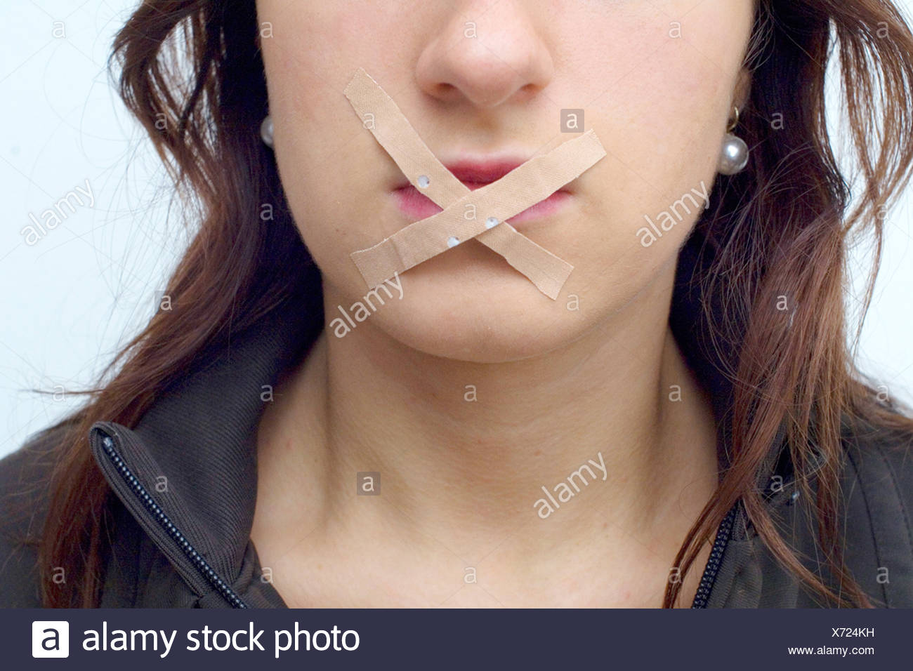 Mouth Plaster Stock Photos & Mouth Plaster Stock Images Alamy
