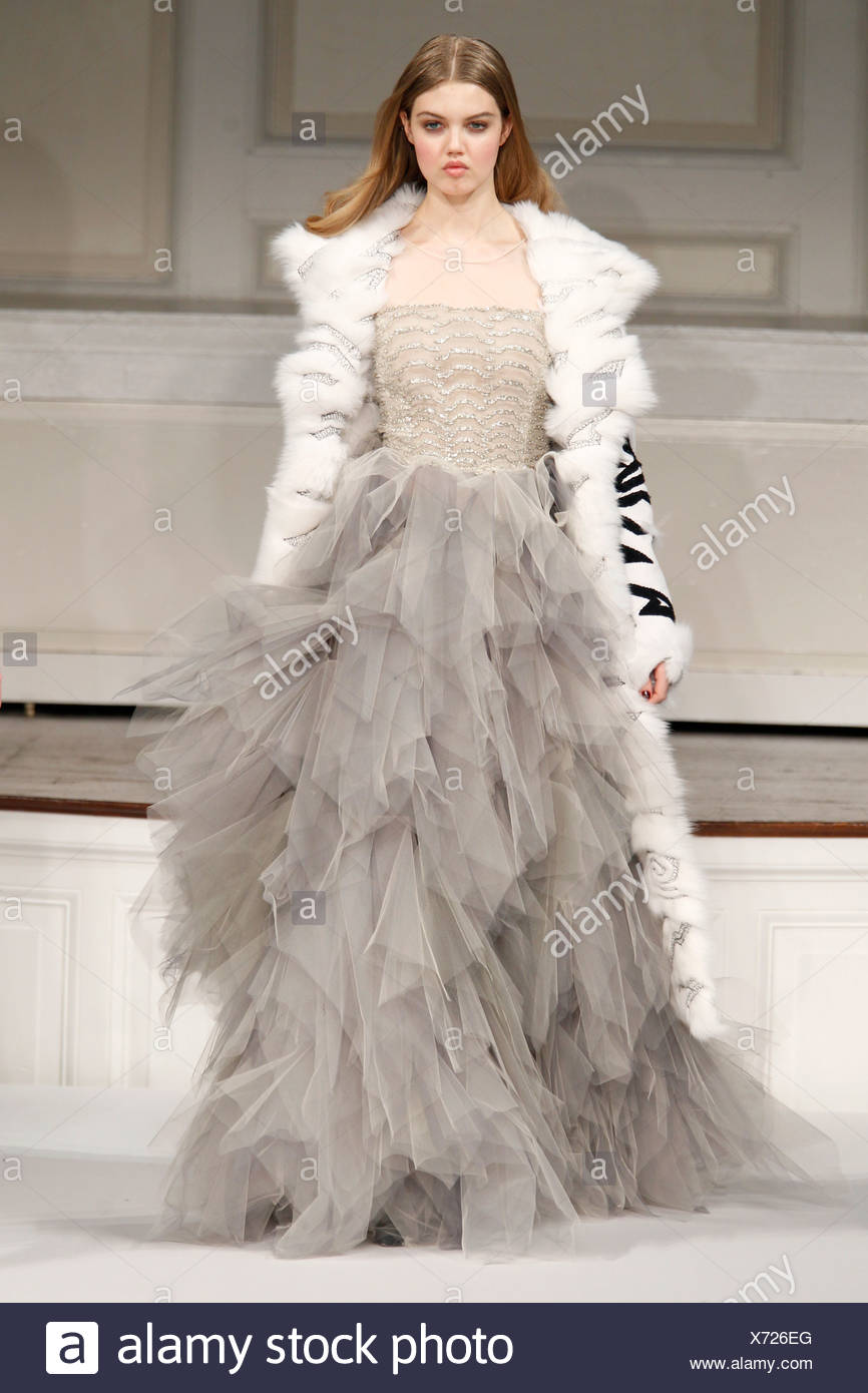 oscar de la renta 2011