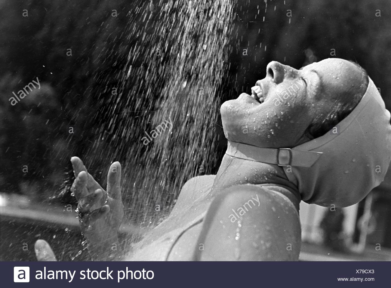 Diving Suit 1930s High Resolution Stock Photography and Images Alamy