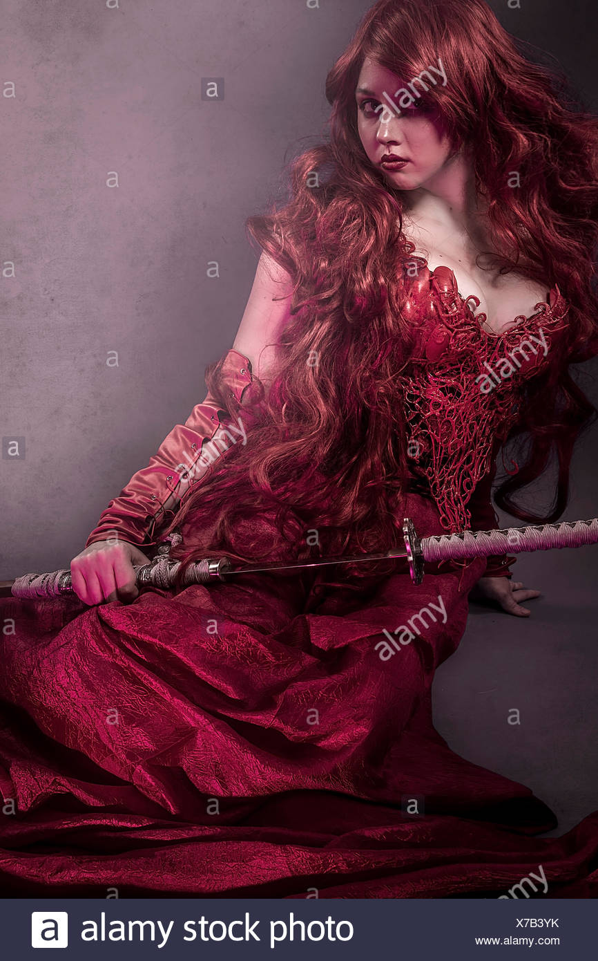 Red Queen Samurai Beautiful Woman Dressed In Red Armor Dragon S Stock Photo Alamy