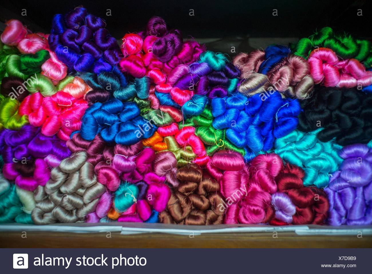 Silk Rolls Stock Photos & Silk Rolls Stock Images Alamy