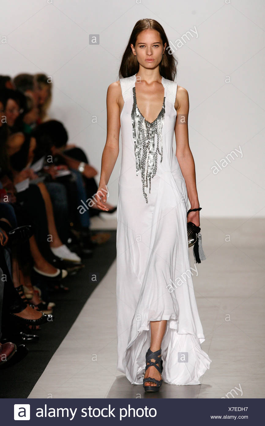Bcbg summer dresses sale