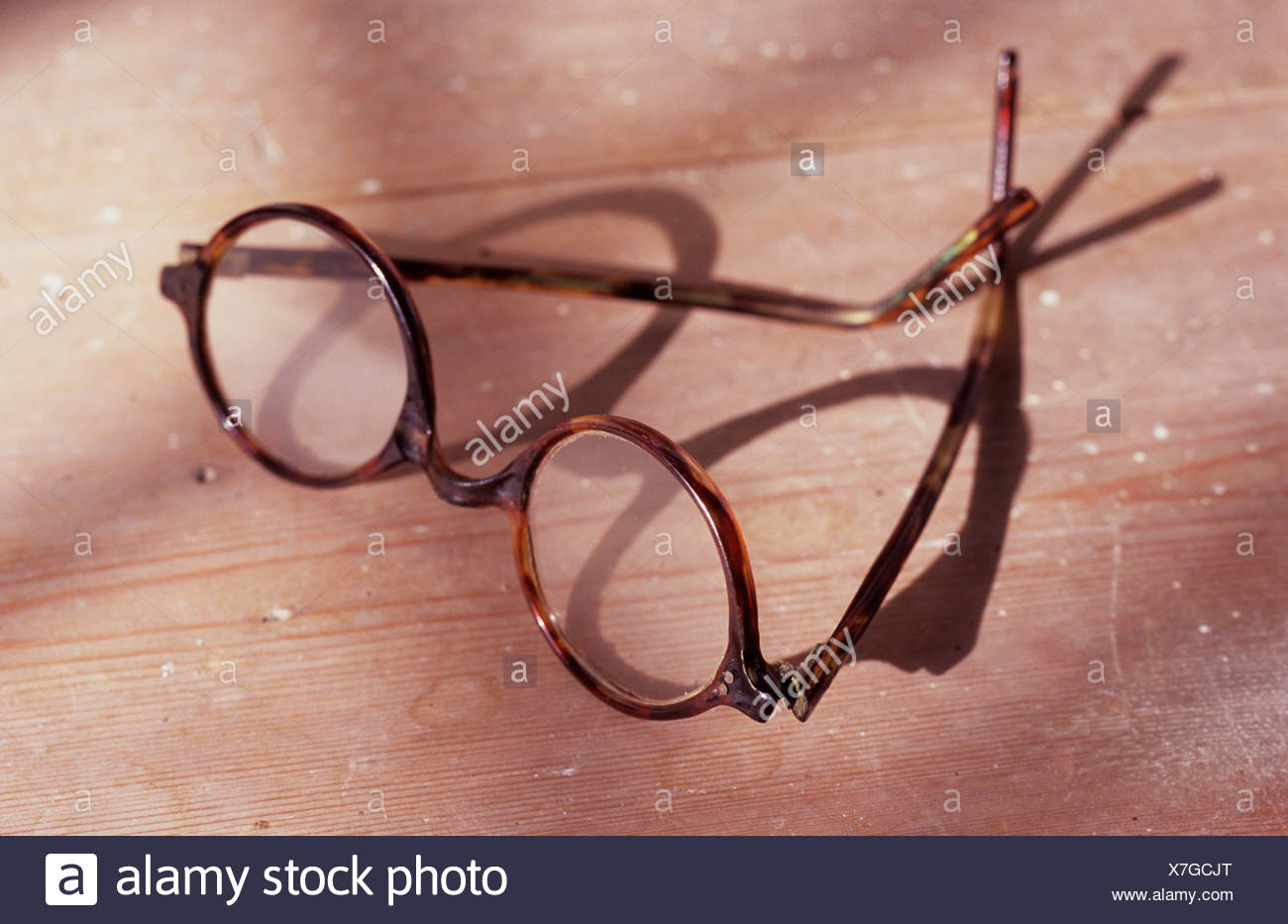Uk England Norfolk Pair Of 1930s Reading Glasses With Tortoiseshell Frames On Wooden Table Stock Photo Alamy