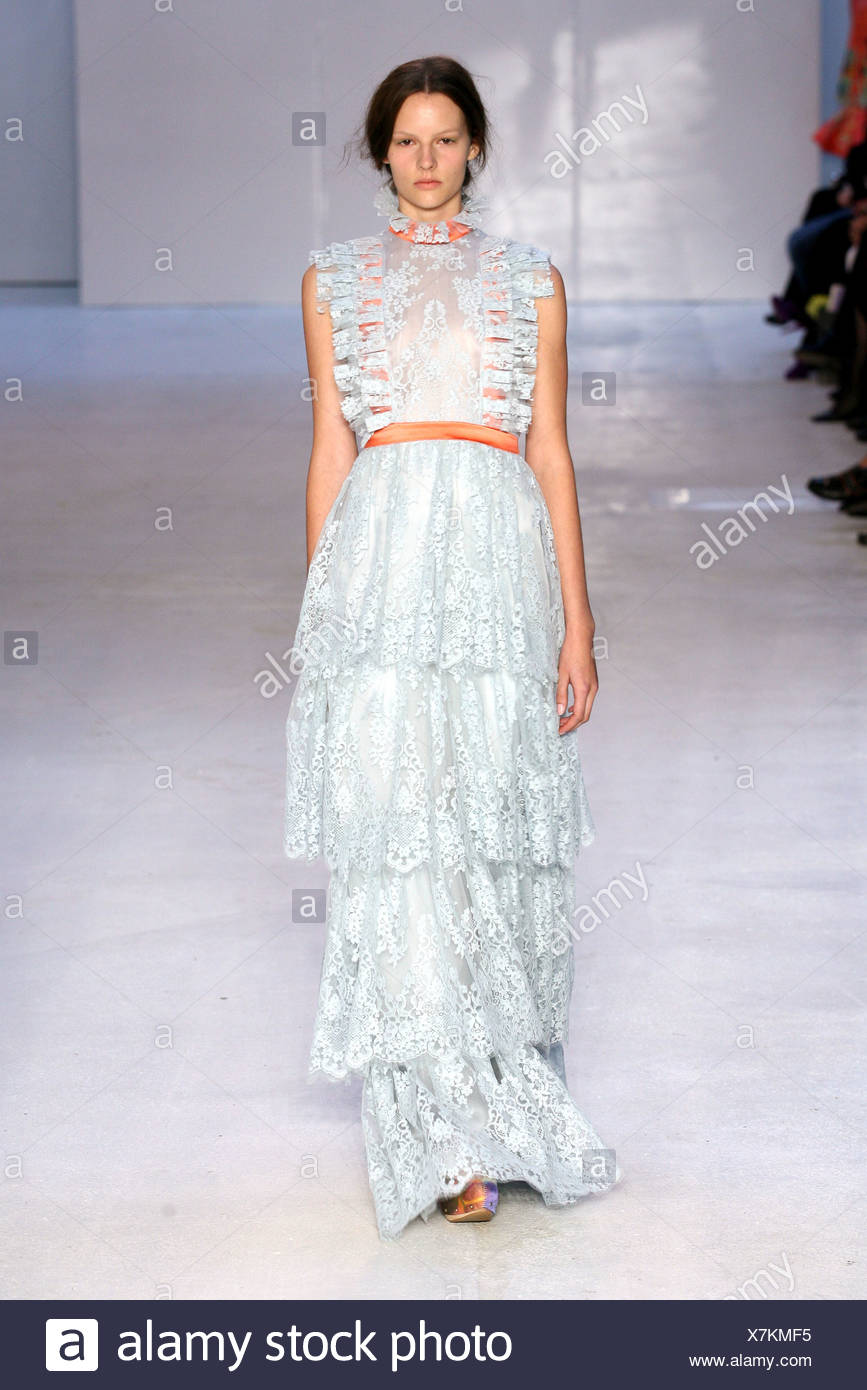 tiered lace maxi dress