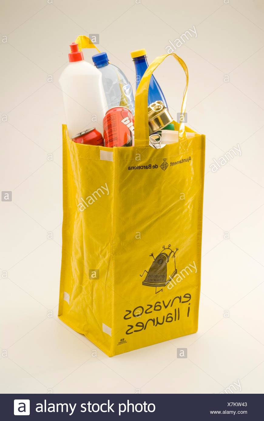 Download Yellow Garbage Bag High Resolution Stock Photography And Images Alamy Yellowimages Mockups