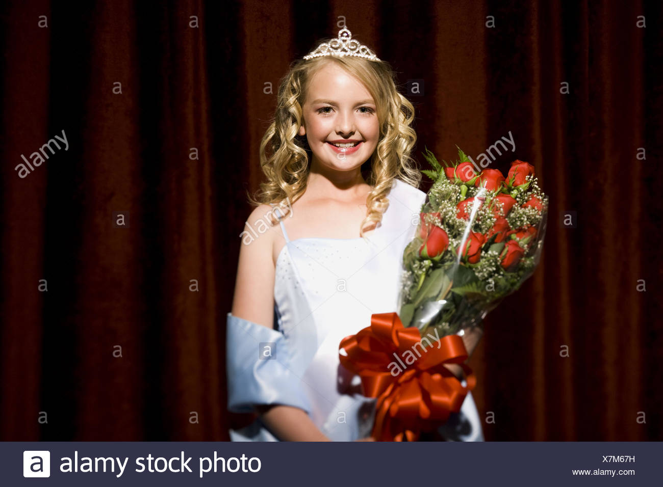 Child Beauty Pageant High Resolution Stock Photography and Images - Alamy