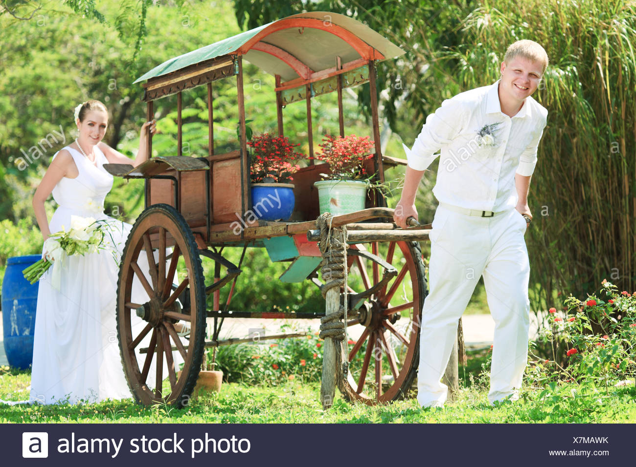 Wedding Wagon Stock Photos & Wedding Wagon Stock Images - Alamy