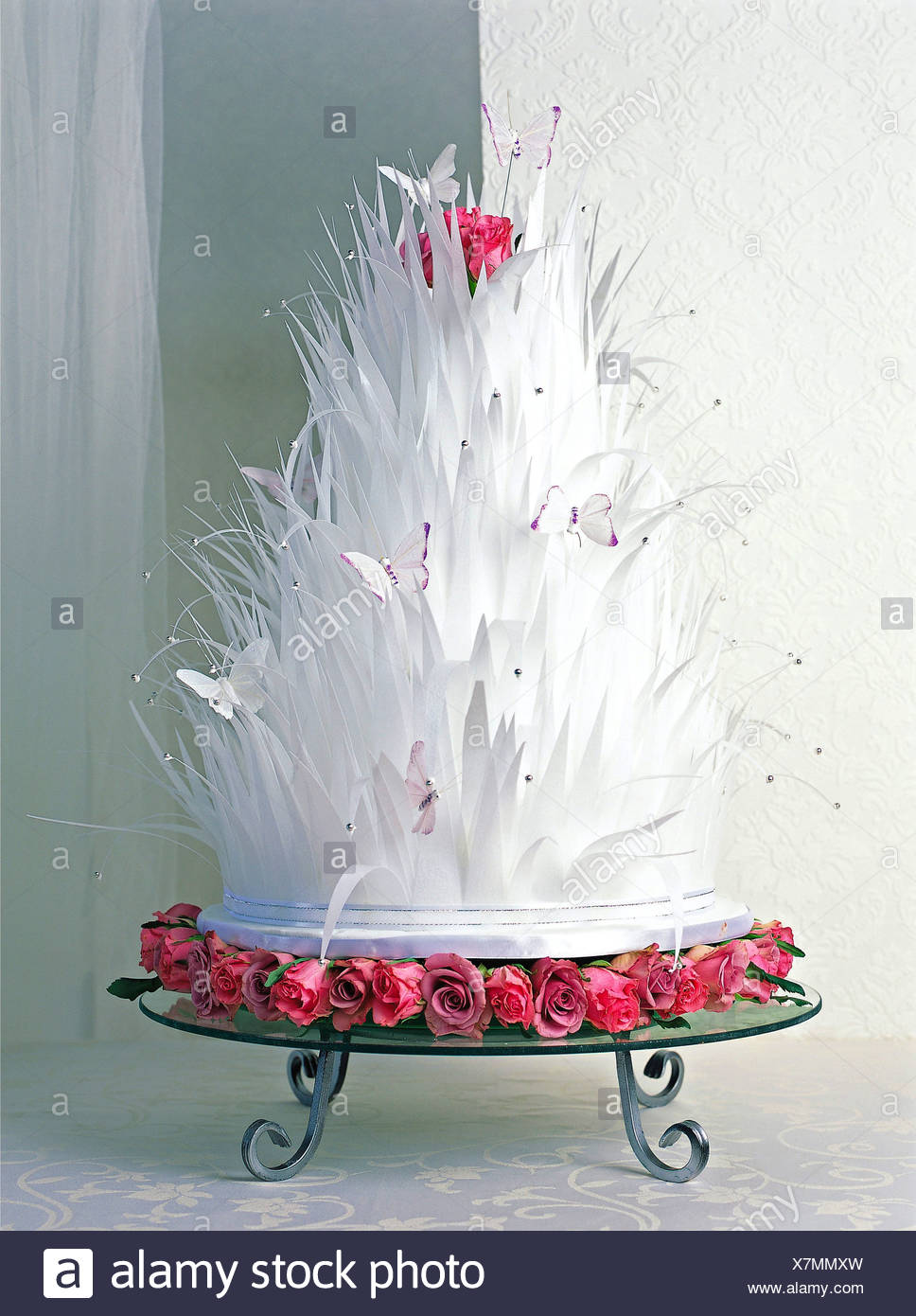 Beautiful Wedding Party Food A Five Tiered Cake With Ricepaper