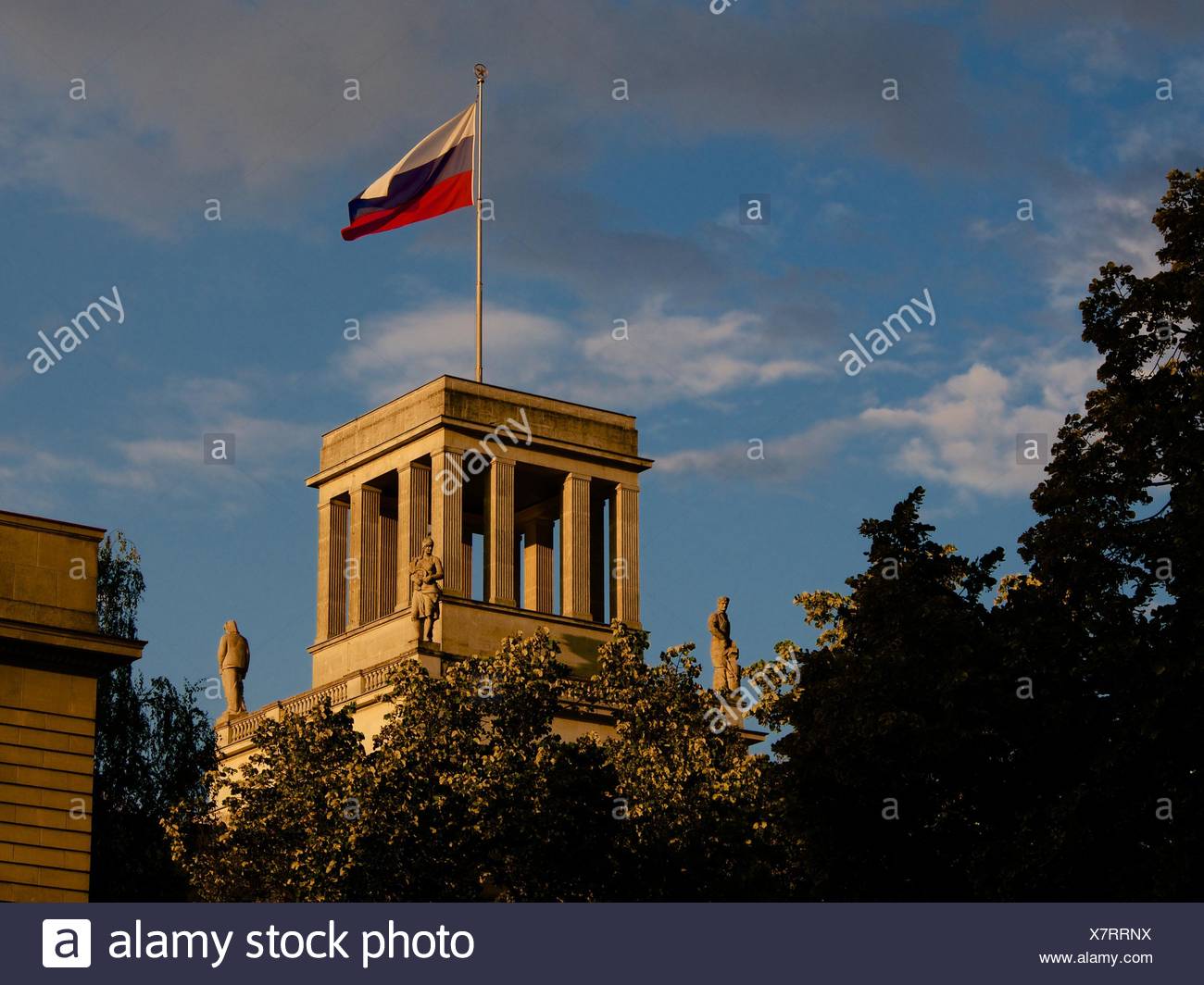 Russische Botschaft In Berlin Stock Photos & Russische Botschaft In Berlin Stock Images Alamy