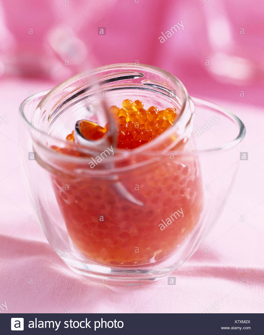 How to pickle red caviar of pink salmon: the right recipes and useful recommendations 37 How to pickle red caviar of pink salmon: the right recipes and useful recommendations 86