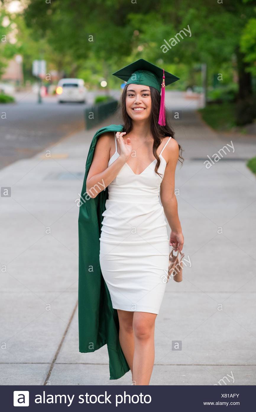 dresses to wear at graduation ceremony