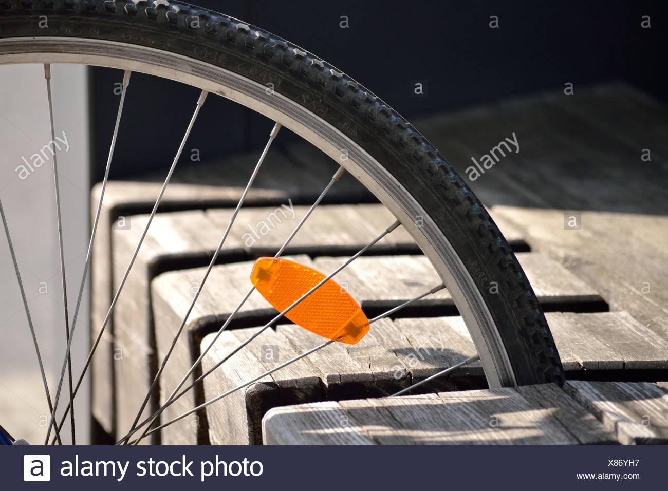 cycle tyre reflector