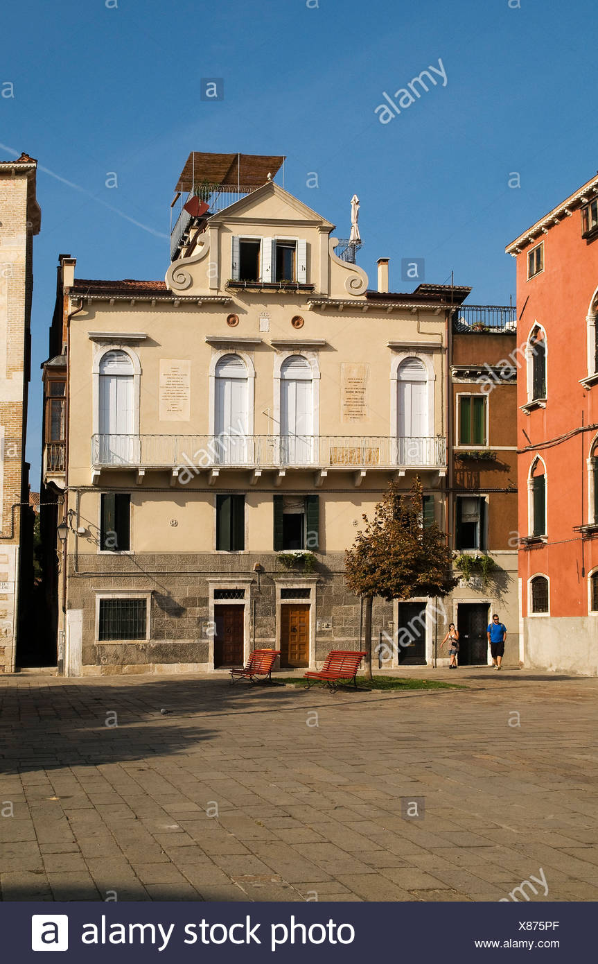 Vivaldi house