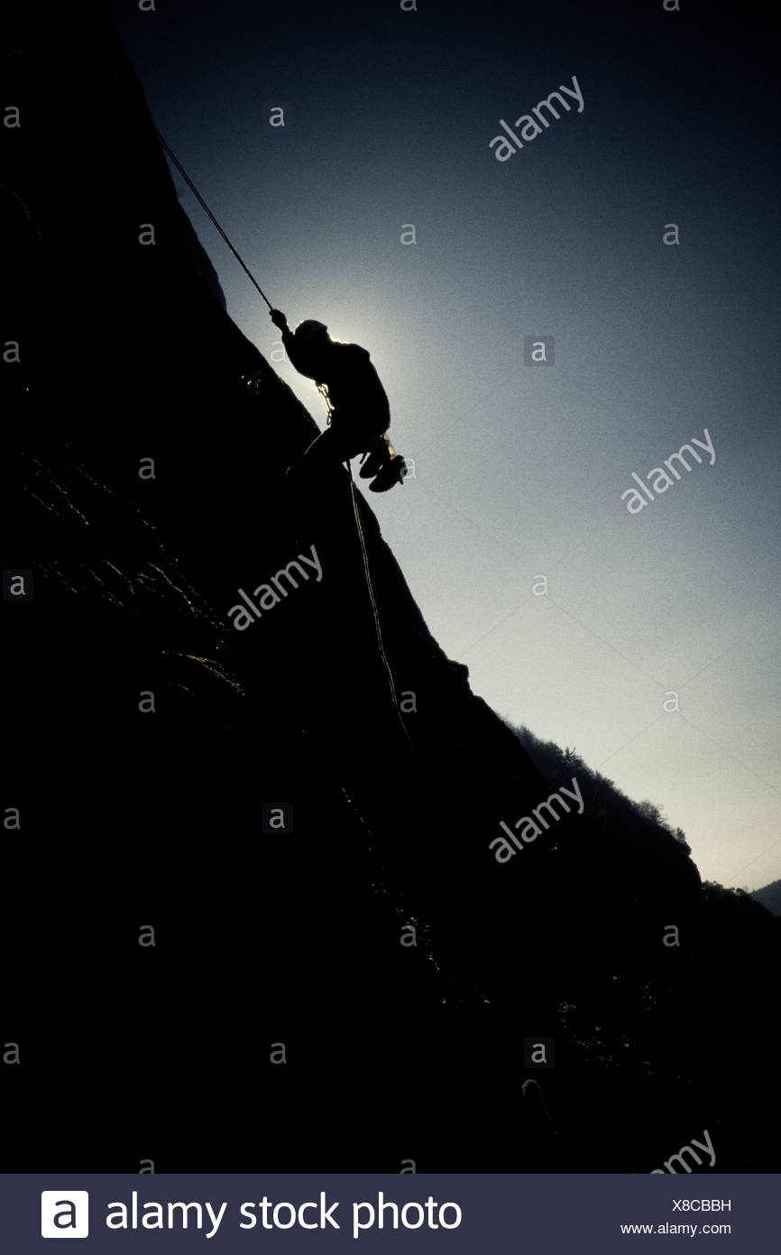 Rappel Cliff Stock Photos & Rappel Cliff Stock Images Alamy
