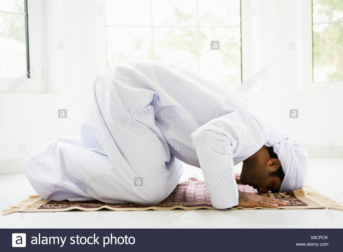 Muslim Man Prayer Mat High Resolution Stock Photography and Images Alamy