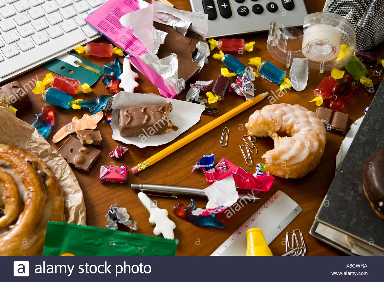 Office Desk Clutter High Resolution Stock Photography and Images Alamy