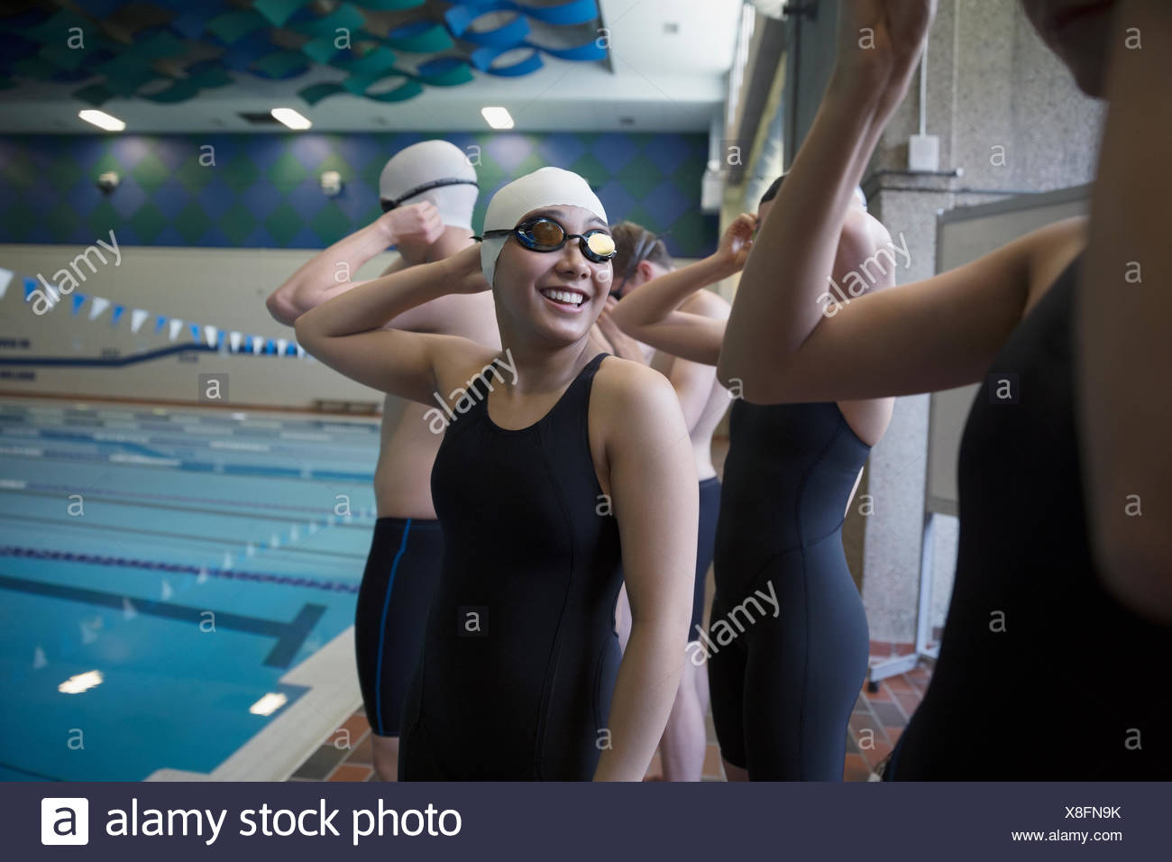 girl teen swimmers Girl teen swimmers