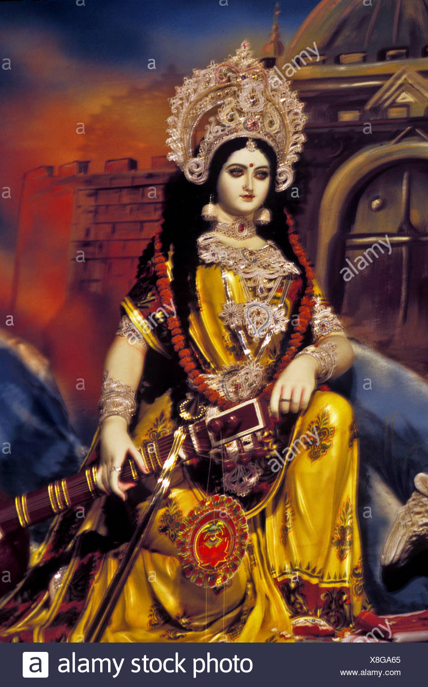 pix Kolkata Design New Style Saraswati Thakur https www alamy com lord saraswati image280642381 html