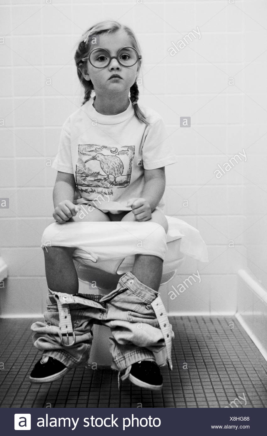 Young Girl Going To The Bathroom Stock Photo Alamy Young Girl Going To The Bathroom Stock Photo Alamy