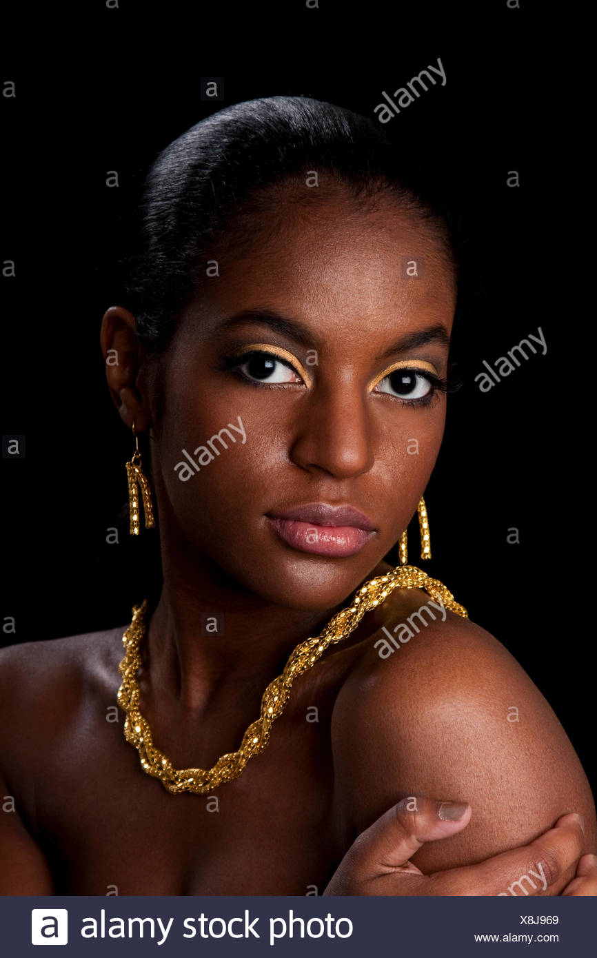 African Gold Jewellery High Resolution Stock Photography and Images - Alamy