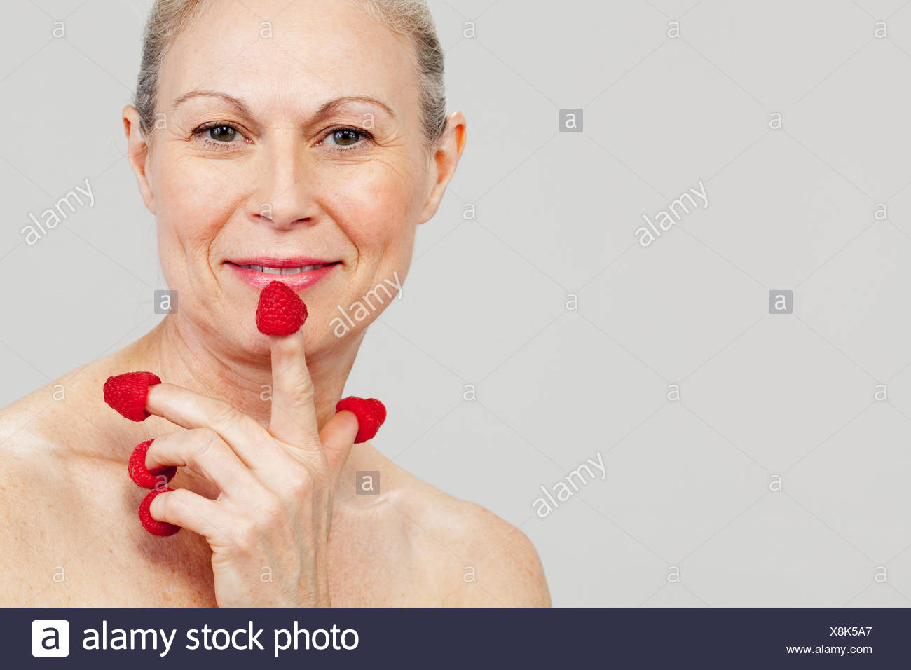 Valuable phrase mature woman eats young woman Matchless mature woman eats young woman