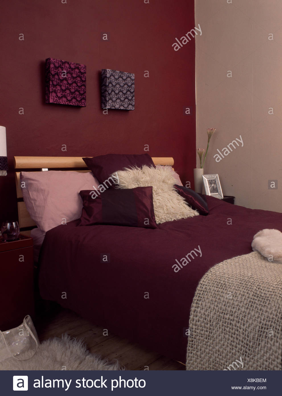 Aubergine Coloured Bedroom Stock Photo 280709260 Alamy