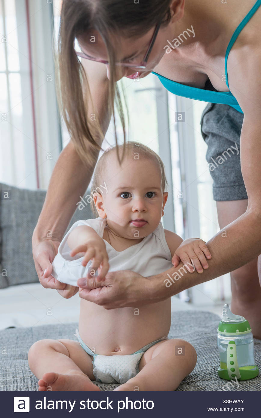 Changing Bed High Resolution Stock Photography and Images Alamy