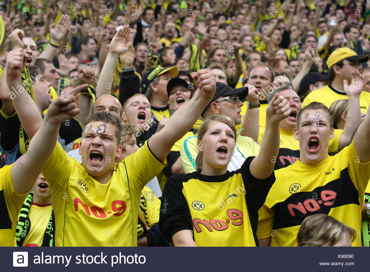 Dortmund Dortmund Fans Celebrate Their Team Stock Photo Alamy
