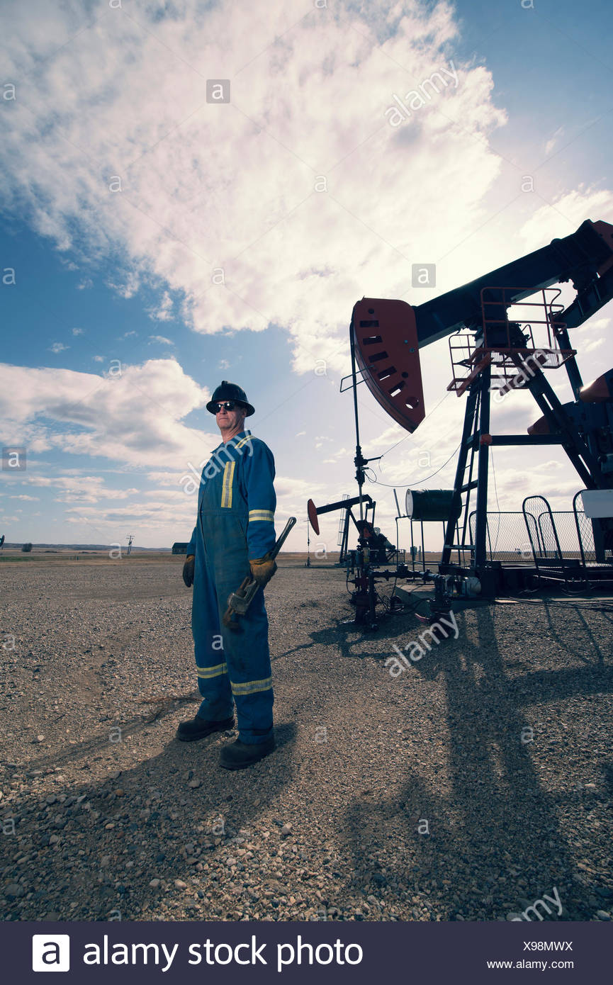 Oil Rig Scene High Resolution Stock Photography and Images - Alamy