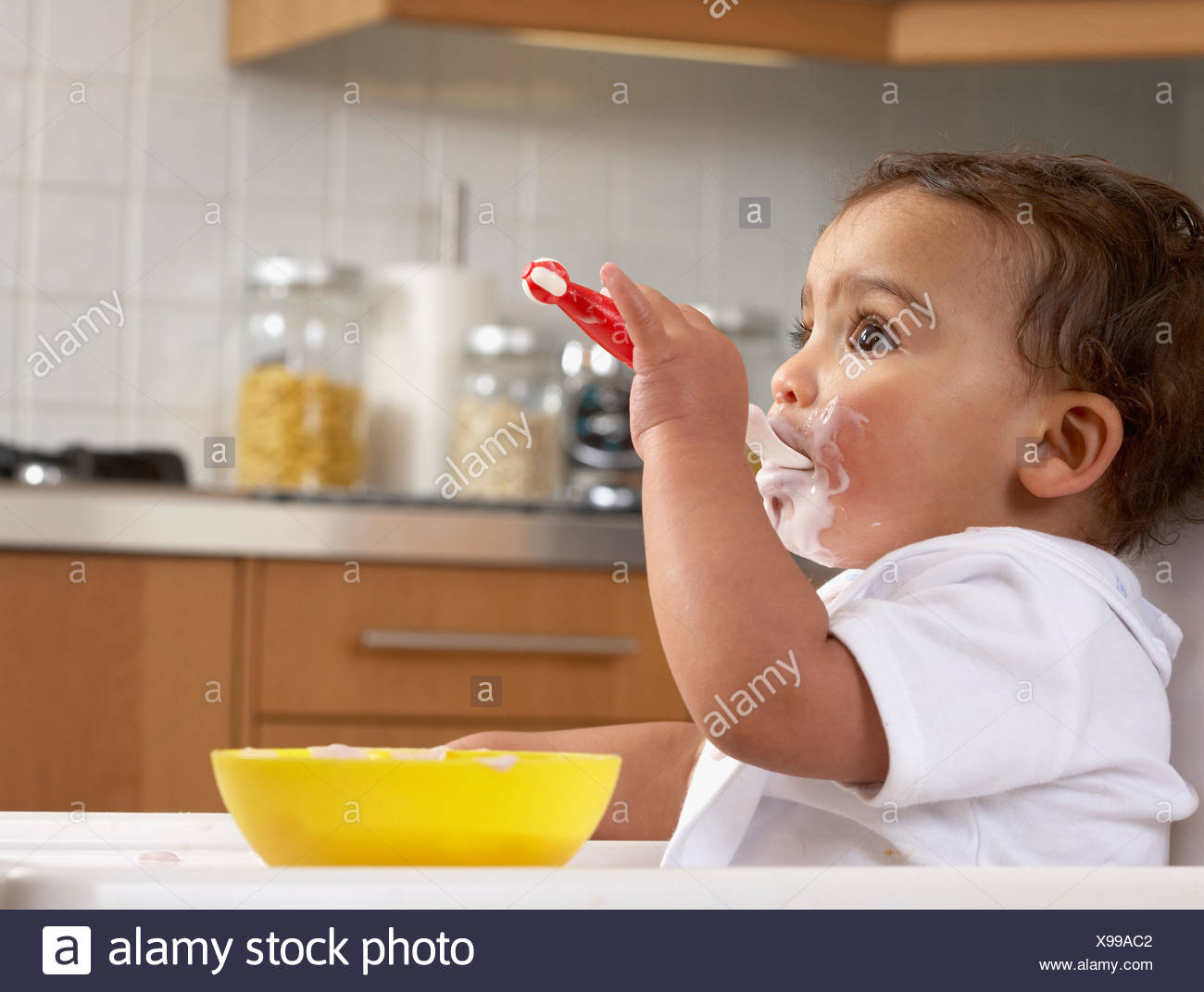 Kids Making Mess Stock Photos & Kids Making Mess Stock Images Alamy