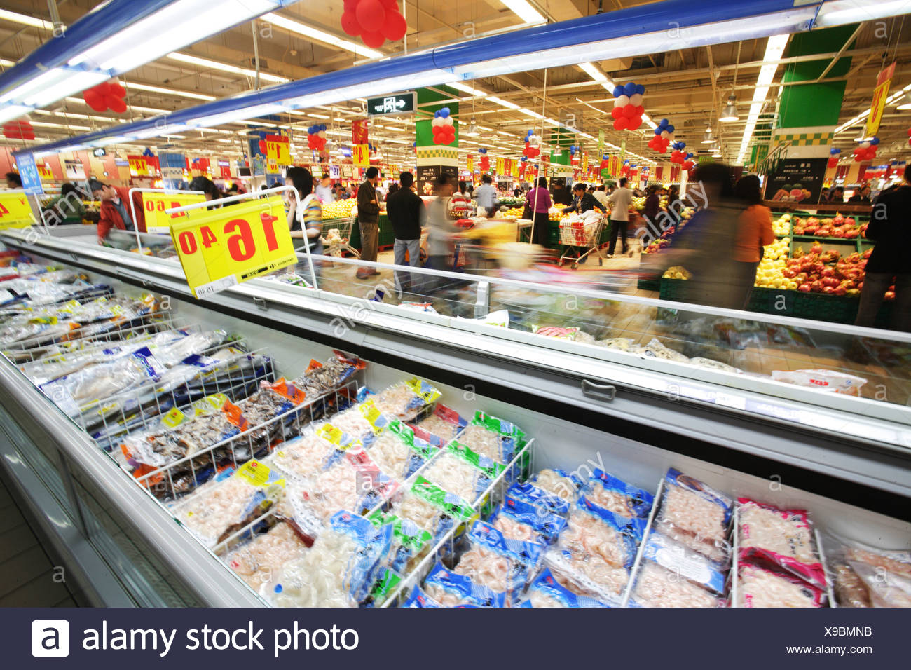 Frozen Food Section High Resolution Stock Photography and Images Alamy