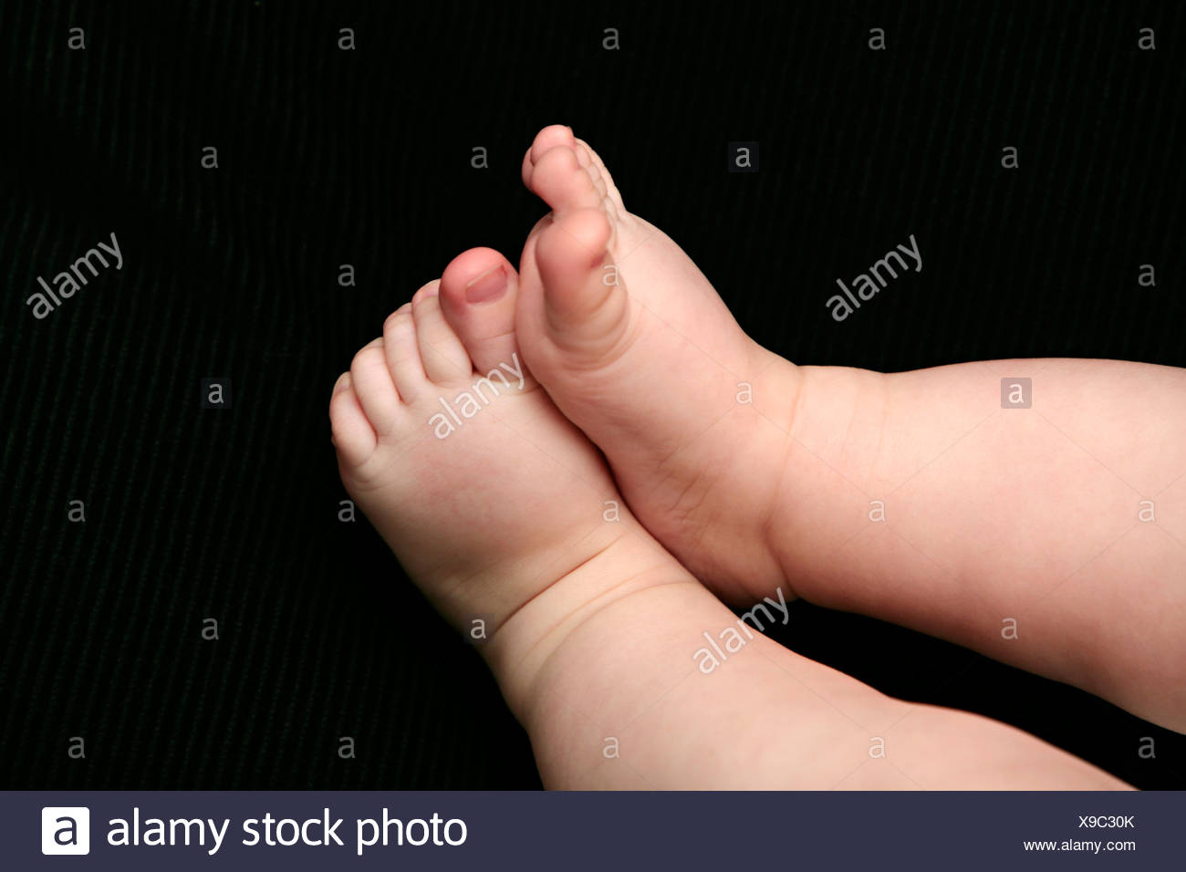 Feet Touching High Resolution Stock Photography and Images Alamy