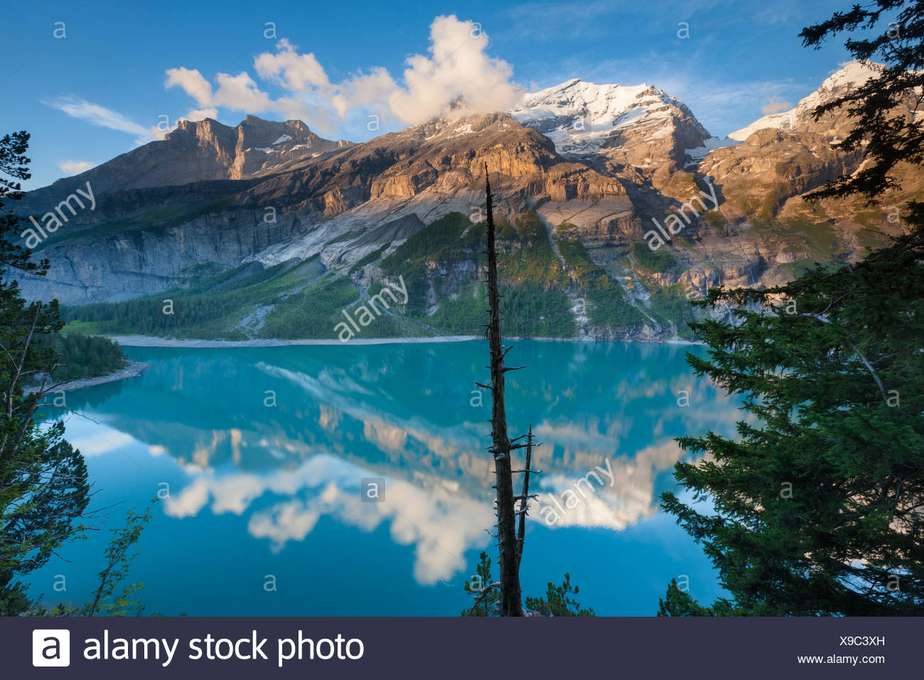 Lake of Oeschinen, Switzerland, Europe, canton Bern, Bernese Oberland, Kandertal, mountain lake, lake, mountains, reflection Stock Photo