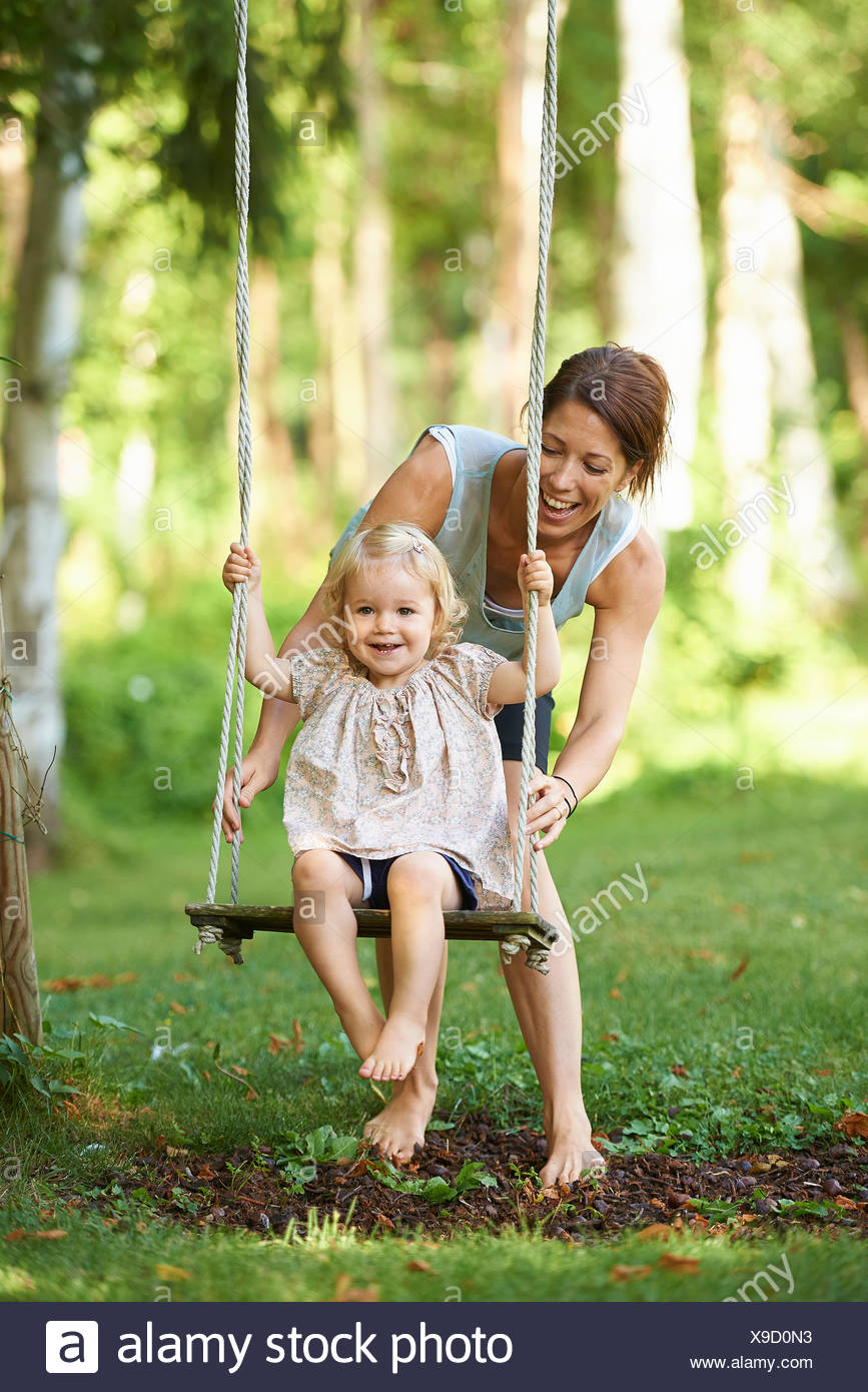 Parent Child Swing Pushing High Resolution Stock Photography And Images Alamy Parent Child Swing Pushing High Resolution Stock Photography And Images Alamy