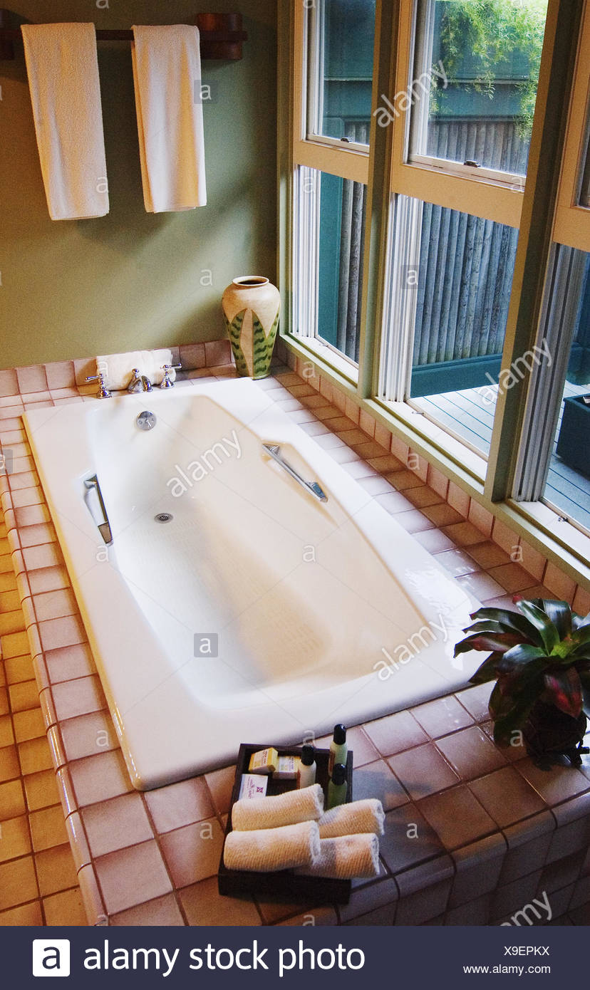 Hawaii Maui Hana Coast Hotel Hana Maui Bathtub In Sea Ranch