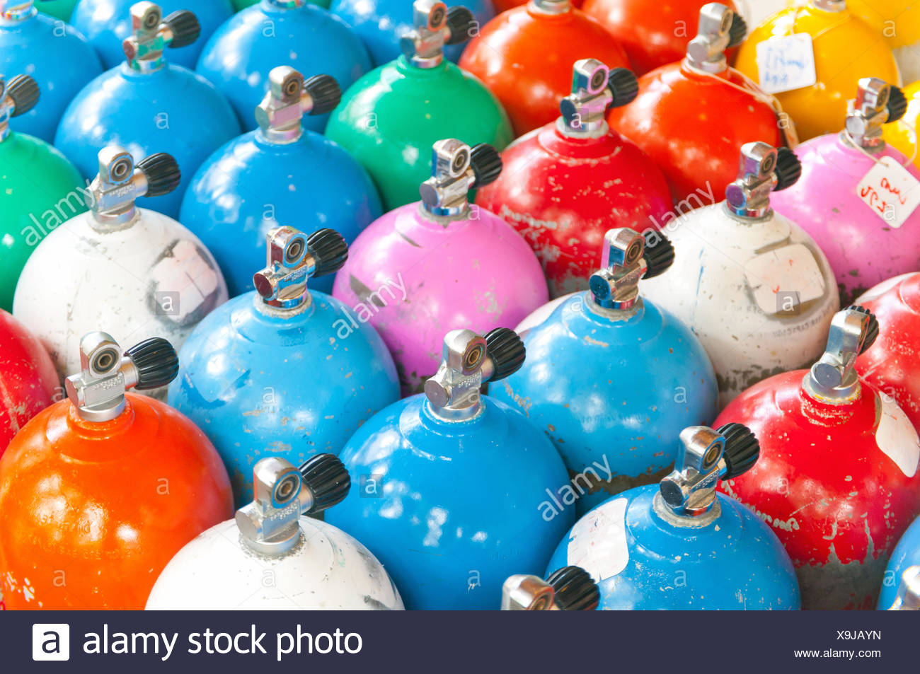 Helium Gas Cylinders High Resolution Stock Photography and Images - Alamy