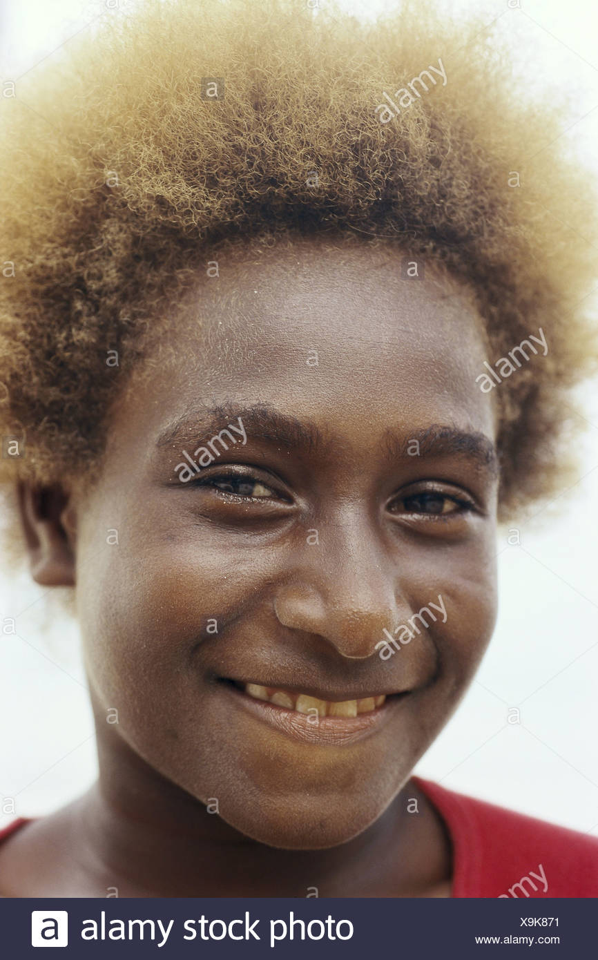 Oceania Melanesien Papua New Guinea Island Neuirland Woman Young