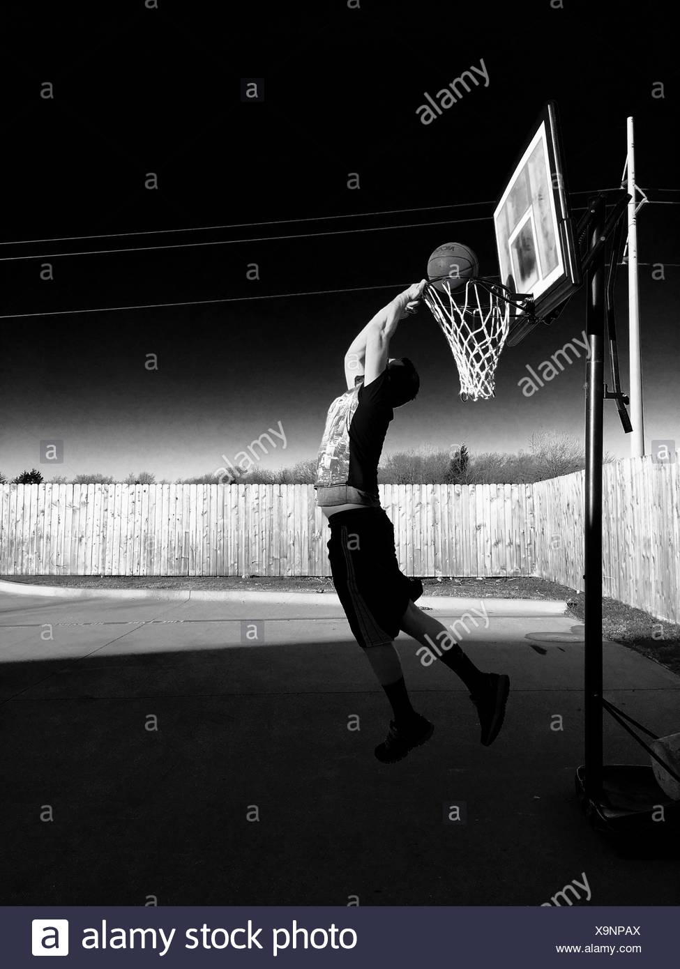 Basketball Dunk Stock Photos & Basketball Dunk Stock Images - Alamy