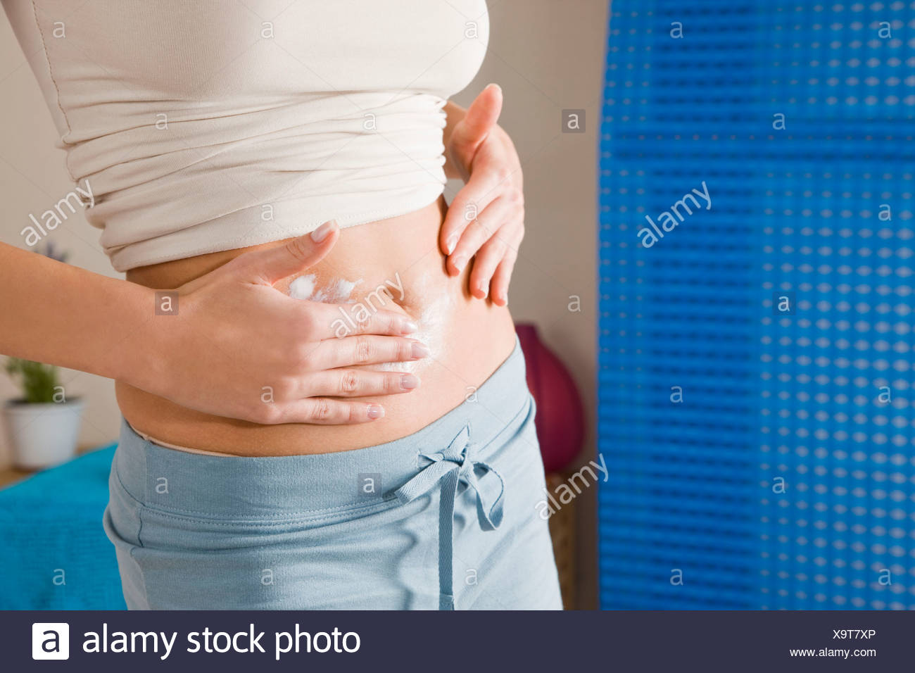 Belly Rub Stock Photos & Belly Rub Stock Images Alamy