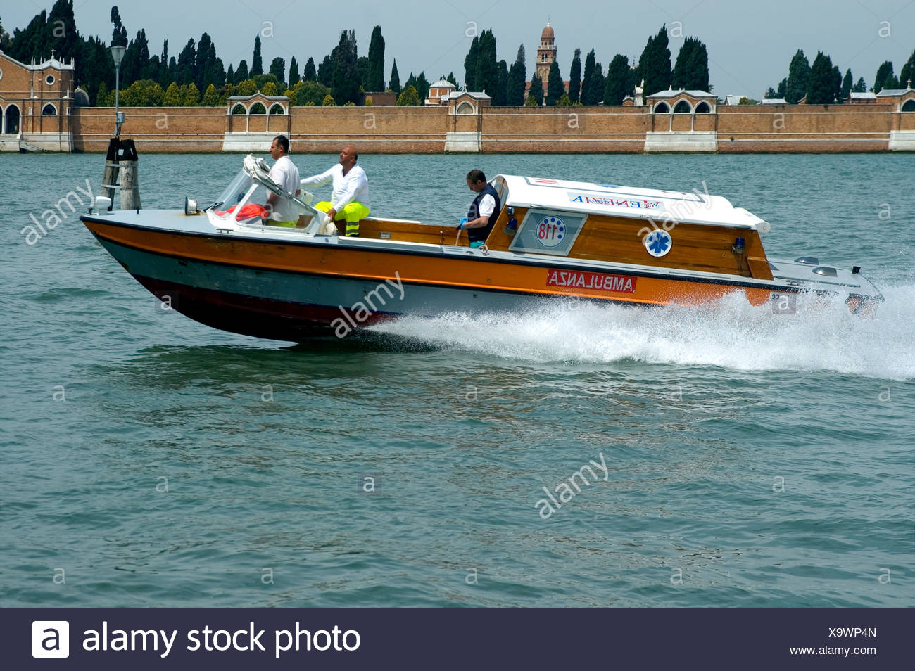 Motor Ambulance Stock Photos & Motor Ambulance Stock Images - Alamy